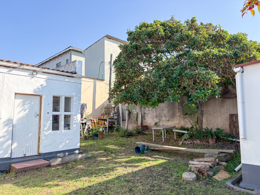 5 Bedroom Property for Sale in Quigney Eastern Cape